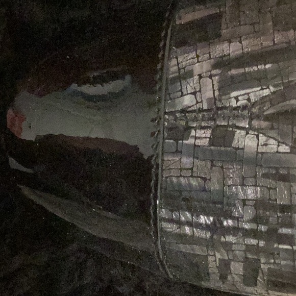 New without tags Trotters black and silver sling back pumps, size 9 1/2 N - Picture 3 of 8